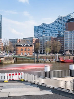 guided tour of elbphilharmonie-5