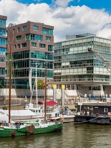3-hour food tour of hafencity with elbphilharmonie-2