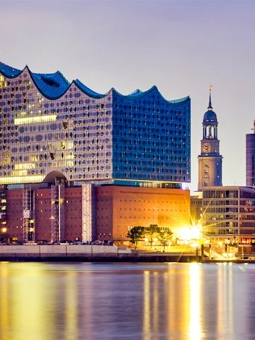skip the line - guided tour of elbphilharmonie-1