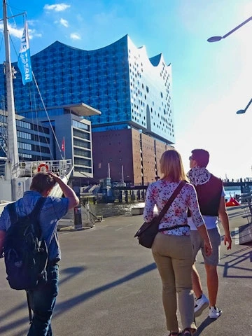 skip the line - guided tour of elbphilharmonie-2