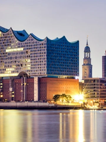 elbphilharmonie, speicherstadt & hafencity tour-5