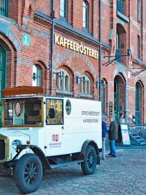 hamburg highlights: hafencity, speicherstadt & elbphilharmonie-2